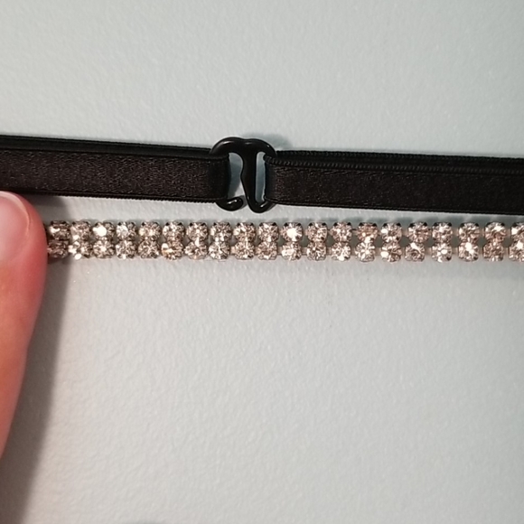 La vie en rose black and silver sparkly garter belt size M/L NWT - Picture 3 of 5